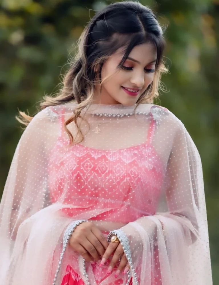 Whatsapp Number Available For Talk 1743